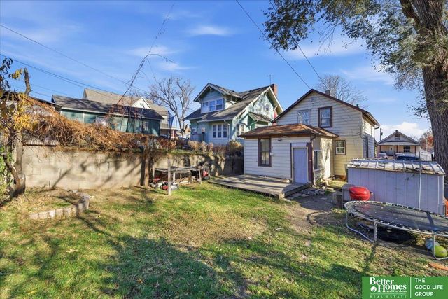 1334 S 25 Street, Omaha, NE 68105