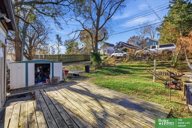 1334 S 25 Street, Omaha, NE 68105