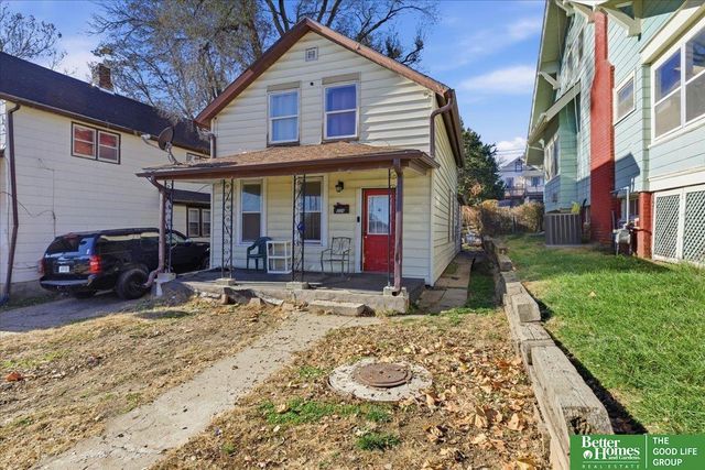 1334 S 25 Street, Omaha, NE 68105