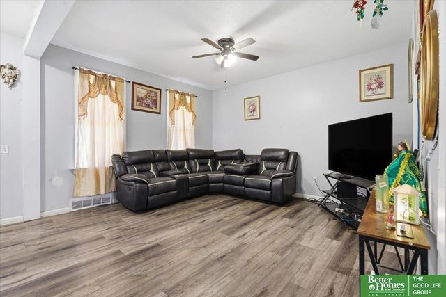 1334 S 25 Street, Omaha, NE 68105