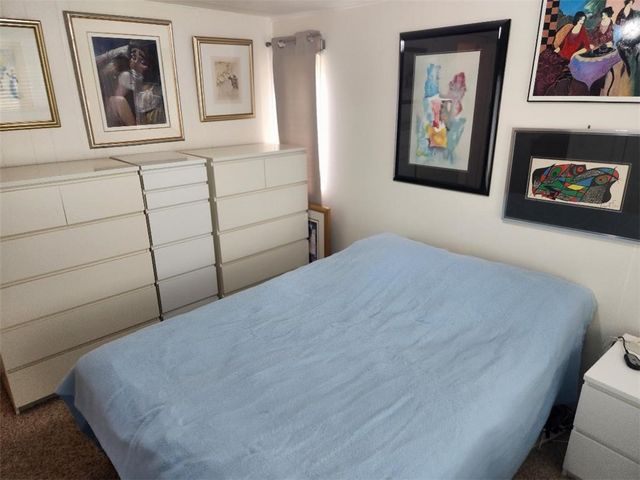 27 Woodward Road, Lincoln, RI 02865