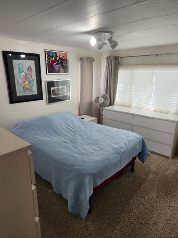 27 Woodward Road, Lincoln, RI 02865