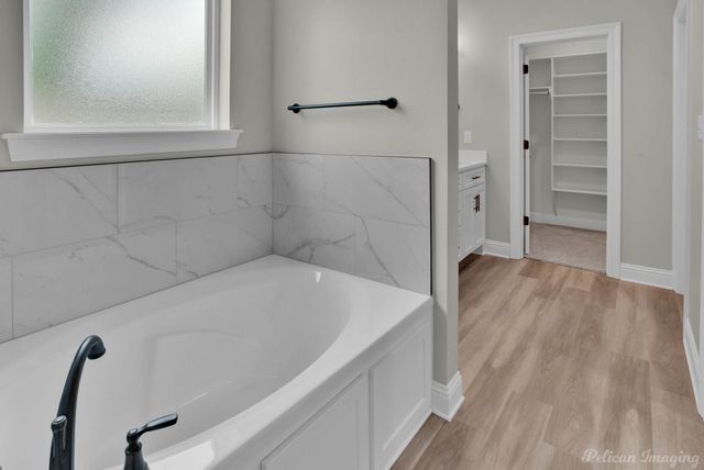 8143 MYRTLEWOOD Drive, Greenwood, LA 71033