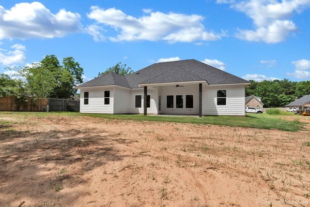 8143 MYRTLEWOOD Drive, Greenwood, LA 71033