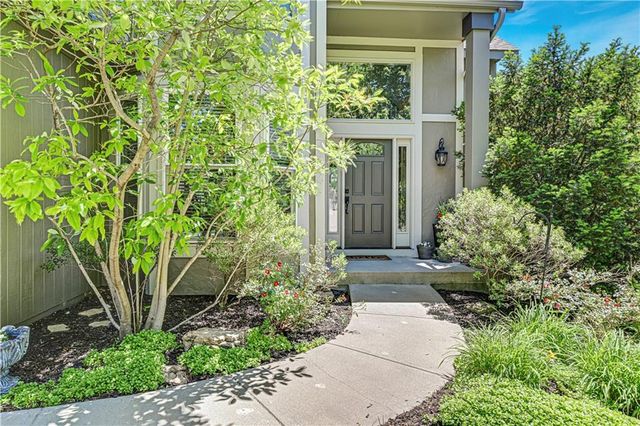 12141 S Rene Street, Olathe, KS 66062