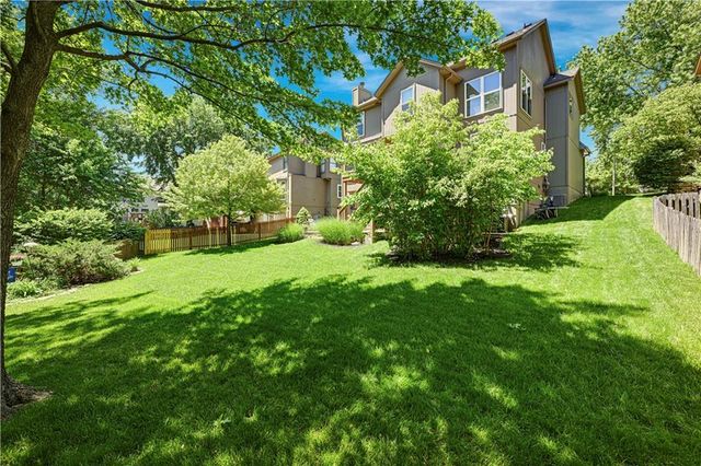 12141 S Rene Street, Olathe, KS 66062