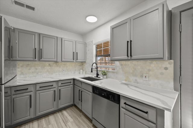 1528 Nash Street, Garland, TX 75042