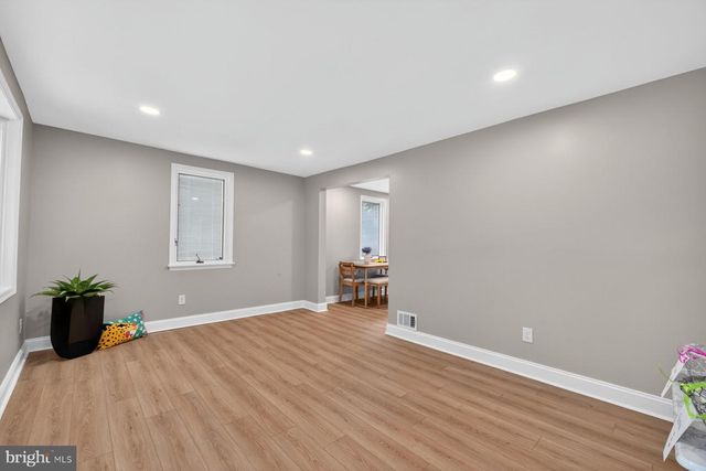 409 OAK CT, Baltimore, MD 21228