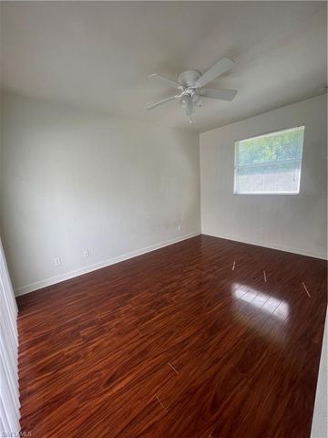 4080 33rd AVE NE, Naples, FL 34120