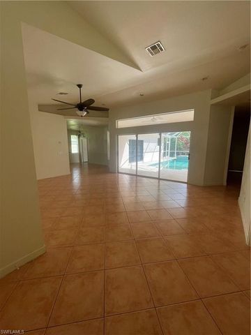 4080 33rd AVE NE, Naples, FL 34120