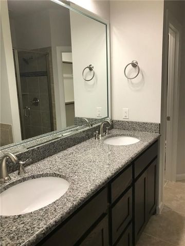 2203 Highland Villa Lane, Arlington, TX 76012