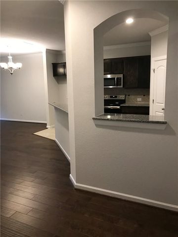 2203 Highland Villa Lane, Arlington, TX 76012