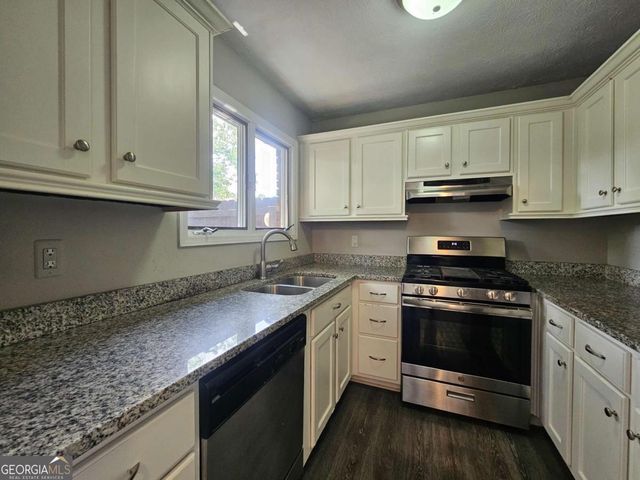 1192 Ashborough Drive SE B, Marietta, GA 30067