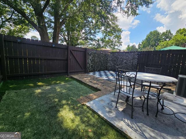 1192 Ashborough Drive SE B, Marietta, GA 30067