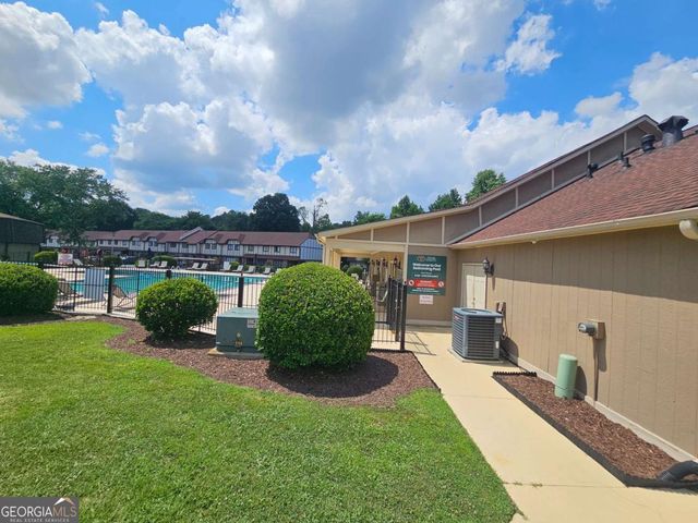 1192 Ashborough Drive SE B, Marietta, GA 30067