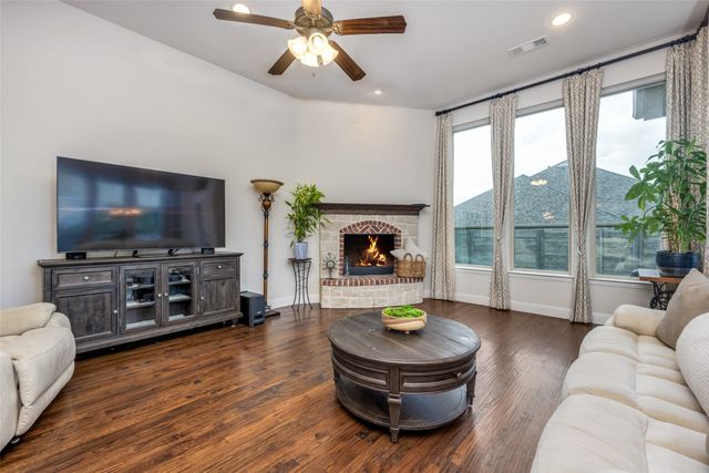 200 Sunrise Drive, Argyle, TX 76226