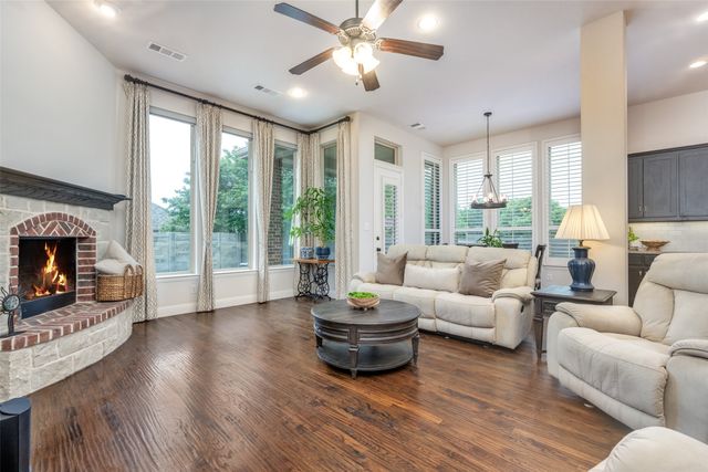 200 Sunrise Drive, Argyle, TX 76226