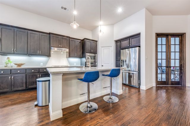 200 Sunrise Drive, Argyle, TX 76226