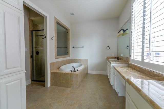 25411 Springwood Lake Drive, Katy, TX 77494