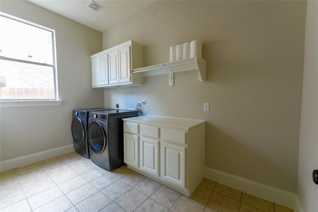 25411 Springwood Lake Drive, Katy, TX 77494