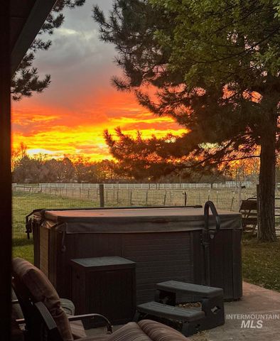 775 N Cow Horse Dr., Kuna, ID 83634