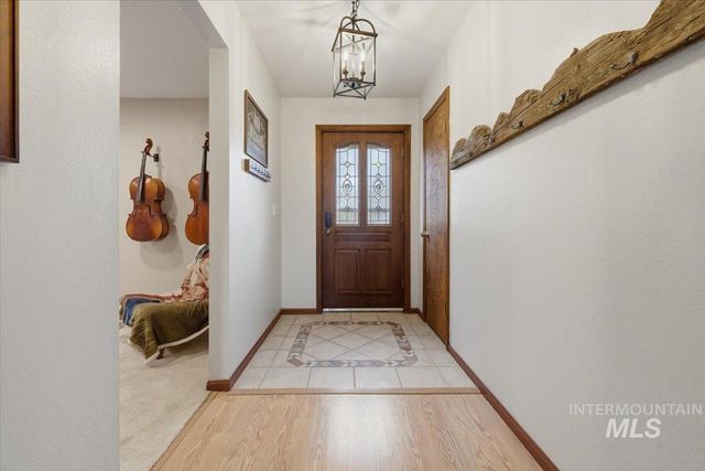 775 N Cow Horse Dr., Kuna, ID 83634