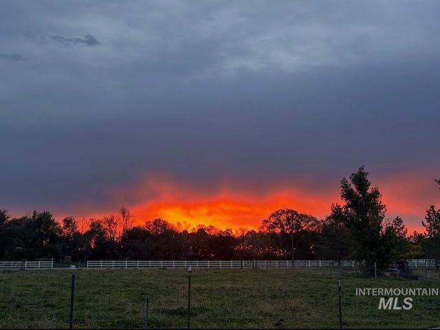 775 N Cow Horse Dr., Kuna, ID 83634