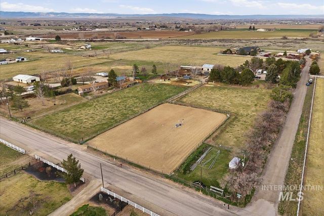 775 N Cow Horse Dr., Kuna, ID 83634