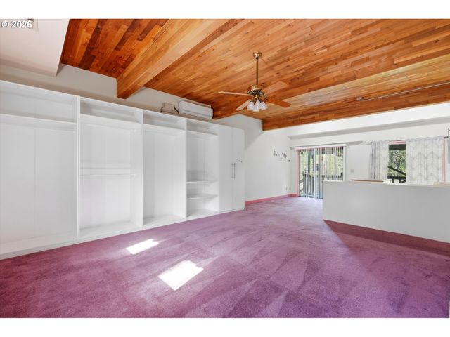 5463 Se ALDERCREST Rd, Milwaukie, OR 97222