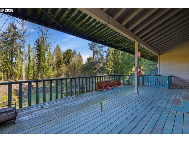 5463 Se ALDERCREST Rd, Milwaukie, OR 97222