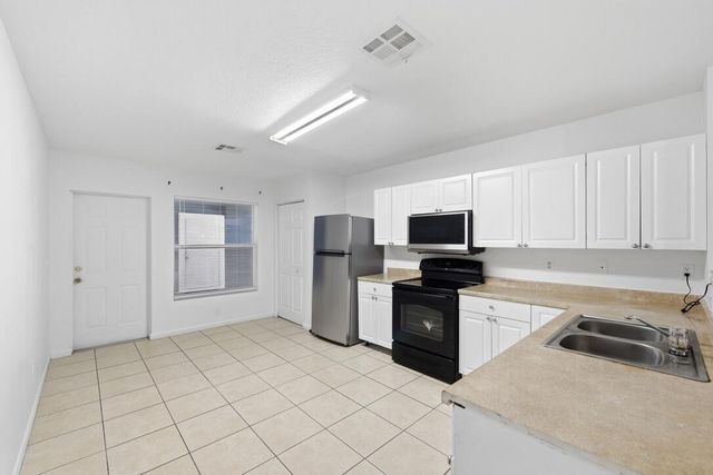 1311 Emerald Terrace, Fort Pierce, FL 34950