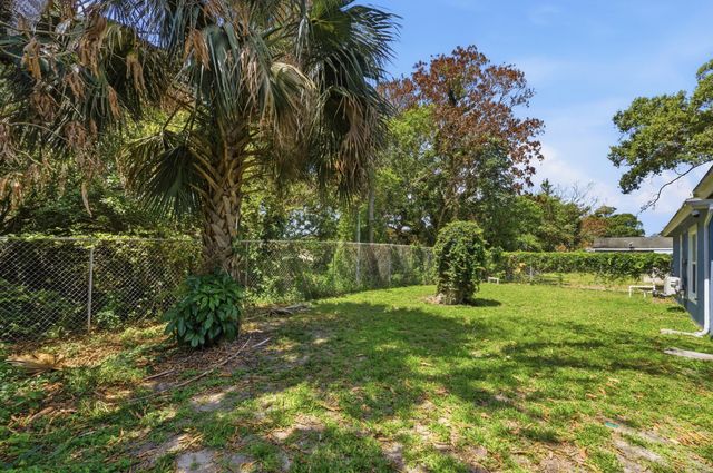 1311 Emerald Terrace, Fort Pierce, FL 34950