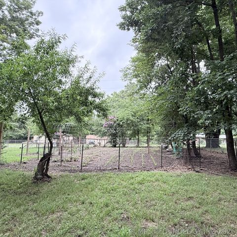 71430 S 329 Road, Wagoner, OK 74467