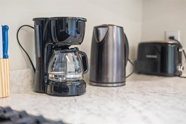 4266 Cabretta SE Drive, Smyrna, GA 30080