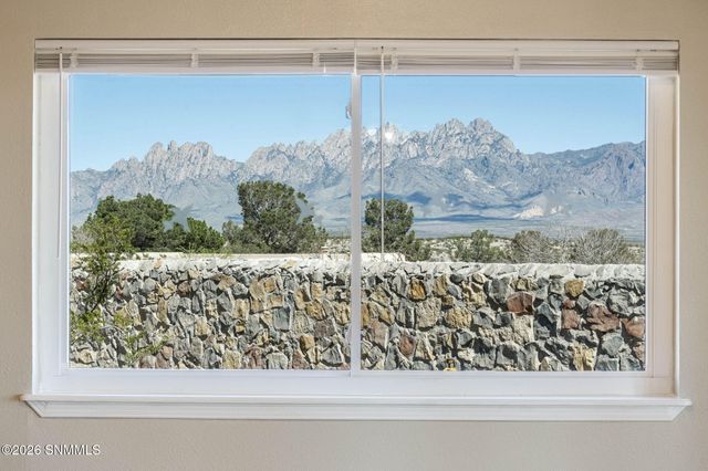 3250 Majestic Ridge, Las Cruces, NM 88011