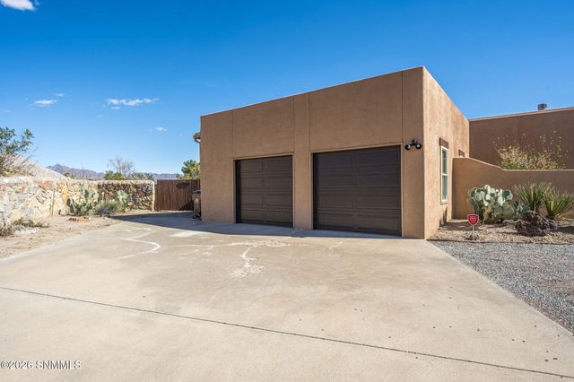 3250 Majestic Ridge, Las Cruces, NM 88011