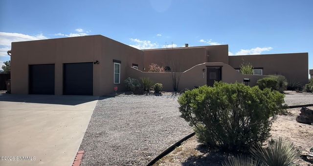 3250 Majestic Ridge, Las Cruces, NM 88011
