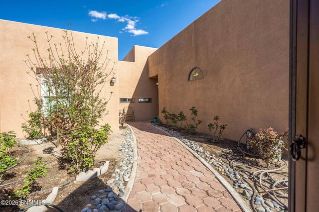 3250 Majestic Ridge, Las Cruces, NM 88011