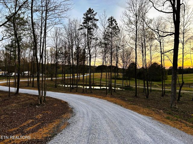 3 Lamontville Rd, Decatur, TN 37322