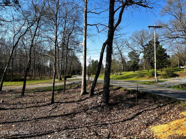 3 Lamontville Rd, Decatur, TN 37322