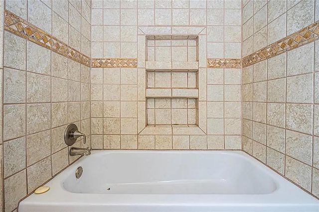 1425 NW 103rd Street, Oklahoma City, OK 73114