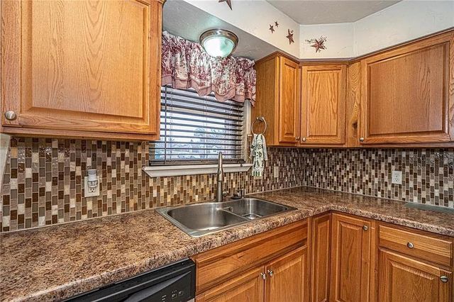 1425 NW 103rd Street, Oklahoma City, OK 73114