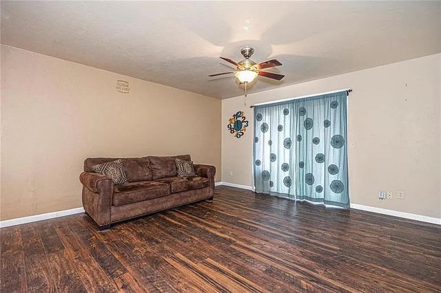 1425 NW 103rd Street, Oklahoma City, OK 73114