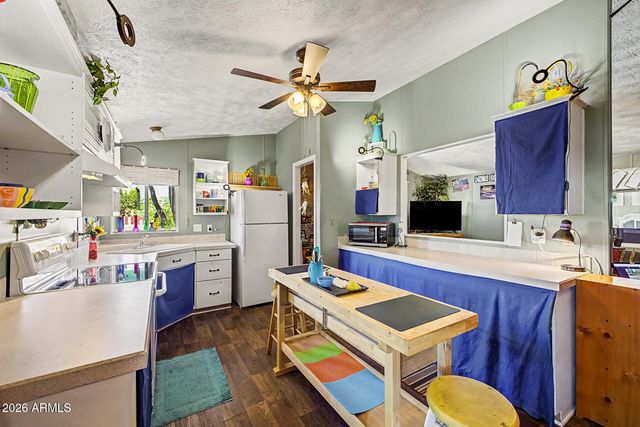 7308 E JUANITA Avenue, Mesa, AZ 85209
