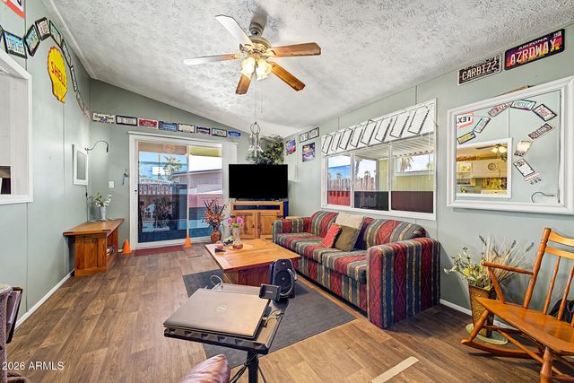 7308 E JUANITA Avenue, Mesa, AZ 85209