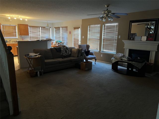 726 Cedarwood Drive, Cedar Hill, TX 75104