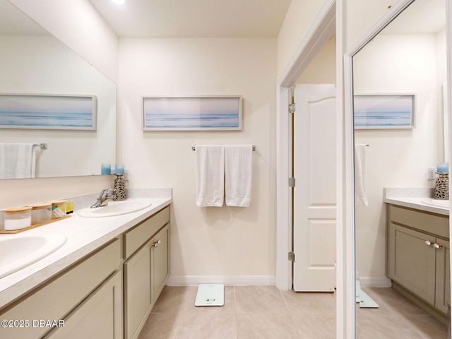 918 Noble, New Smyrna Beach, FL 32168