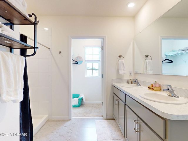 918 Noble, New Smyrna Beach, FL 32168