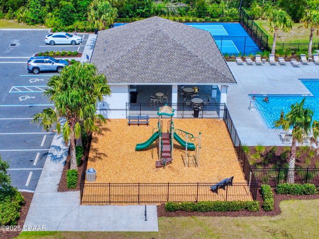 918 Noble, New Smyrna Beach, FL 32168