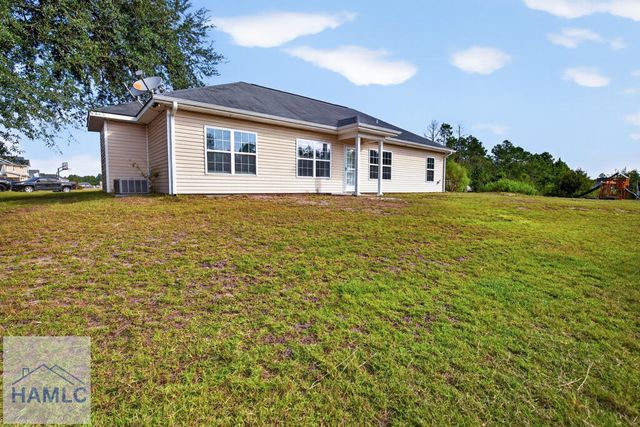 88 Black Gum Drive NE, Ludowici, GA 31316